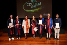 Bölüm Öğretim Üyelerimizin Akademik Başarıları Ödüllendirildi